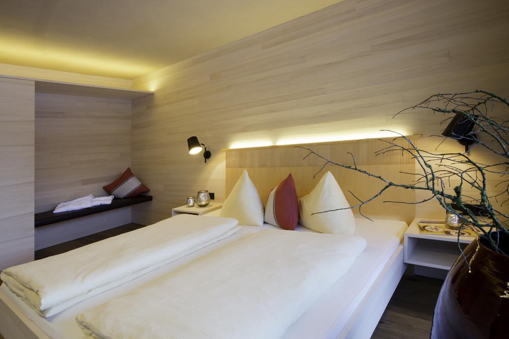 N Apartments Hotel Schoppernau Chambre photo